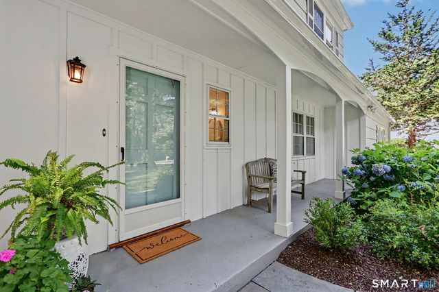 19 Vineyard Lane, Westport, CT 06880