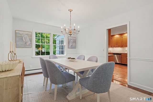 19 Vineyard Lane, Westport, CT 06880