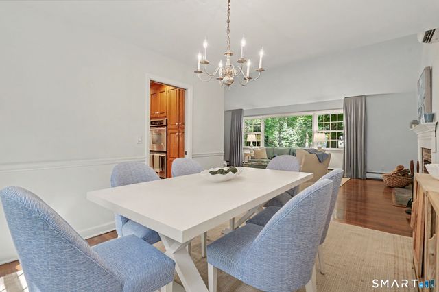 19 Vineyard Lane, Westport, CT 06880