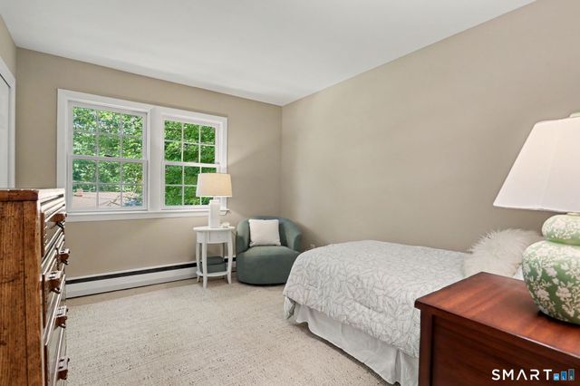19 Vineyard Lane, Westport, CT 06880