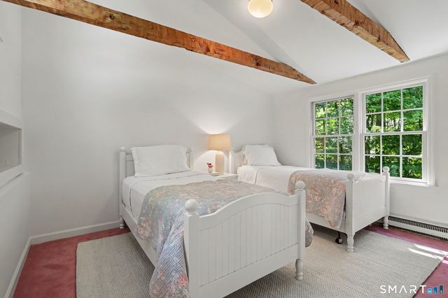 19 Vineyard Lane, Westport, CT 06880