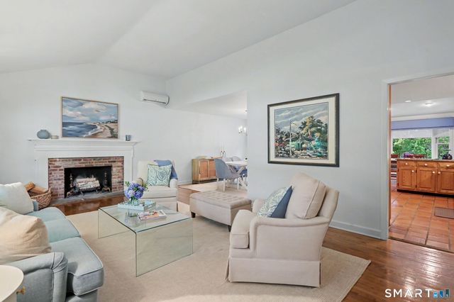19 Vineyard Lane, Westport, CT 06880