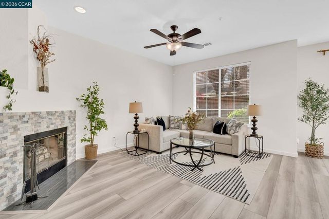 7424 Brigadoon Way, Dublin, CA 94568