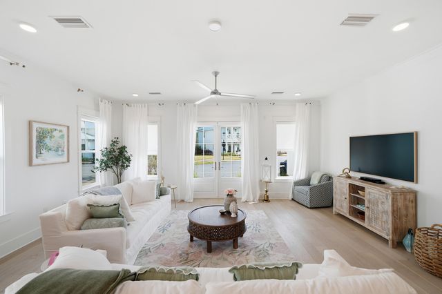 100 White Cottage Road, Santa Rosa Beach, FL 32459