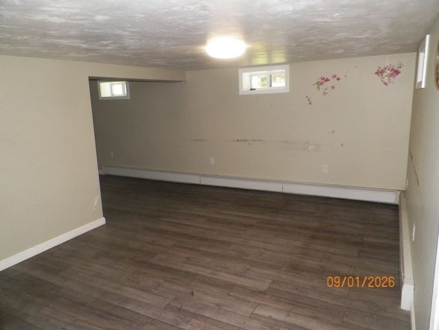 214 Grove Ave, Leominster, MA 01453