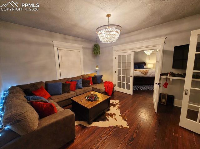 18 S 13th Street, Colorado Springs, CO 80904