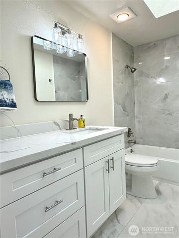 1742 Lafayette Street S, Tacoma, WA 98444