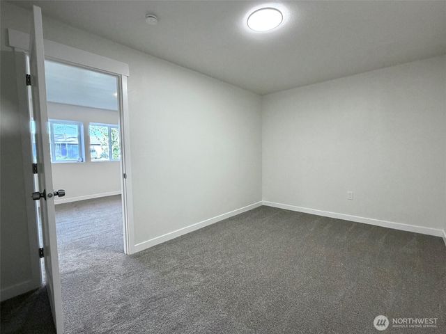 1742 Lafayette Street S, Tacoma, WA 98444