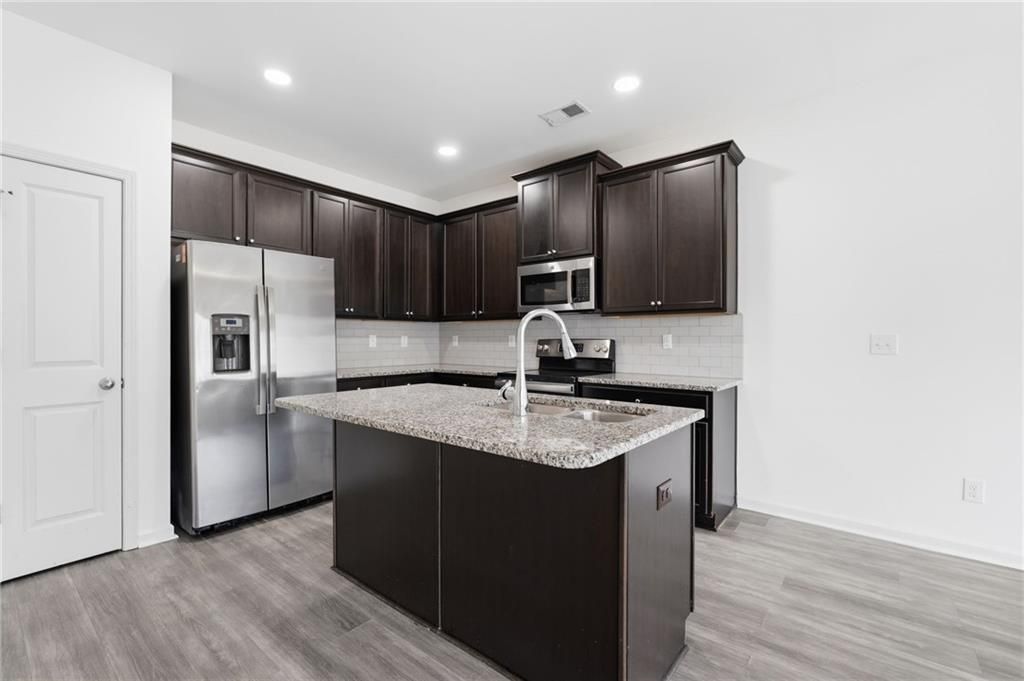 7134 Gladstone Circle, Lithonia, GA 30038
