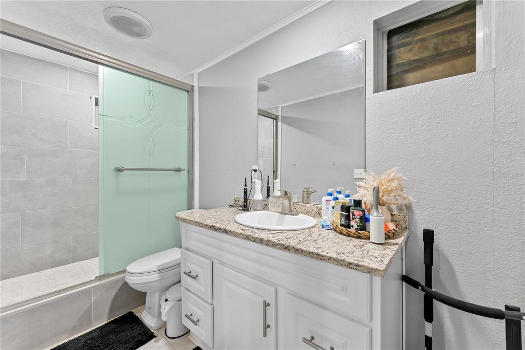 Image 19 of property listing at 8414 N GRADY AVENUE, Tampa, FL 33614