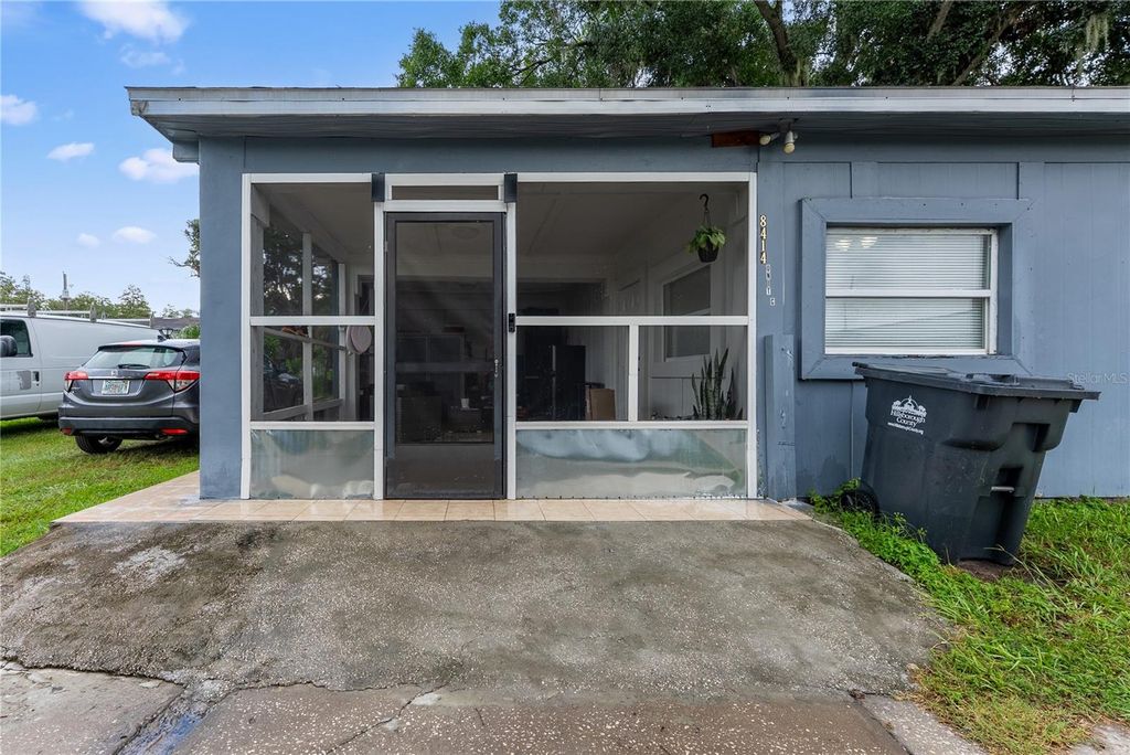 Image 48 of property listing at 8414 N GRADY AVENUE, Tampa, FL 33614