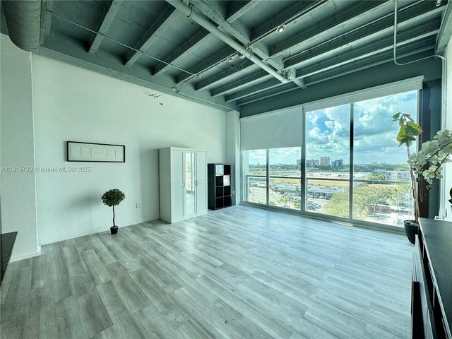 8101 Biscayne Blvd R-615, Miami, FL 33138