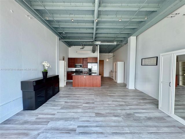 8101 Biscayne Blvd R-615, Miami, FL 33138