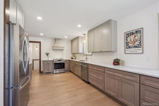 3229 Swadley Street, Wheat Ridge, CO 80033