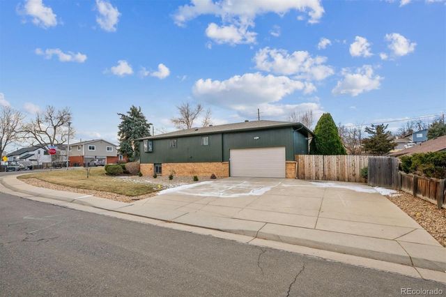 3229 Swadley Street, Wheat Ridge, CO 80033