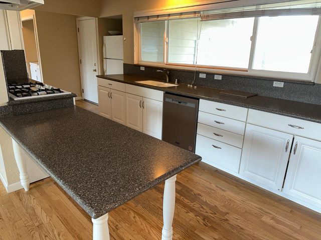 2228 W Benjamin Holt Dr, Stockton, CA 95207