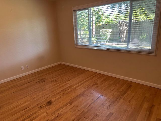 2228 W Benjamin Holt Dr, Stockton, CA 95207