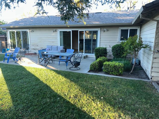 2228 W Benjamin Holt Dr, Stockton, CA 95207