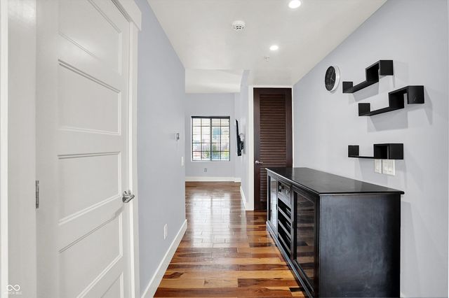 825 N Delaware Street 5B, Indianapolis, IN 46204