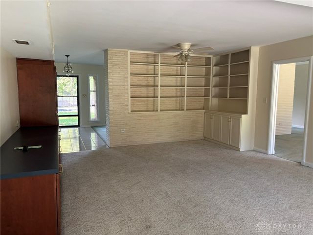 440 S Broadmoor Boulevard, Springfield, OH 45504