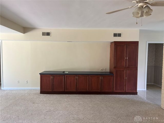 440 S Broadmoor Boulevard, Springfield, OH 45504