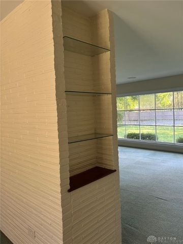 440 S Broadmoor Boulevard, Springfield, OH 45504