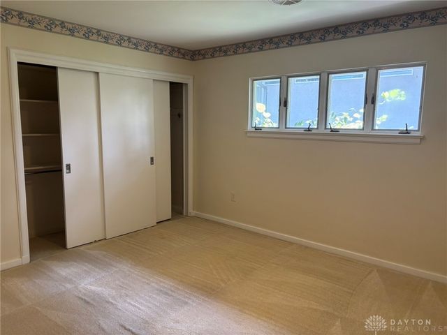 440 S Broadmoor Boulevard, Springfield, OH 45504