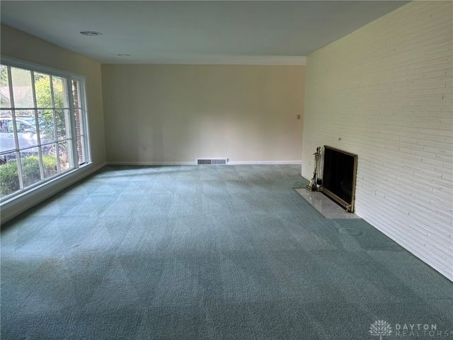 440 S Broadmoor Boulevard, Springfield, OH 45504