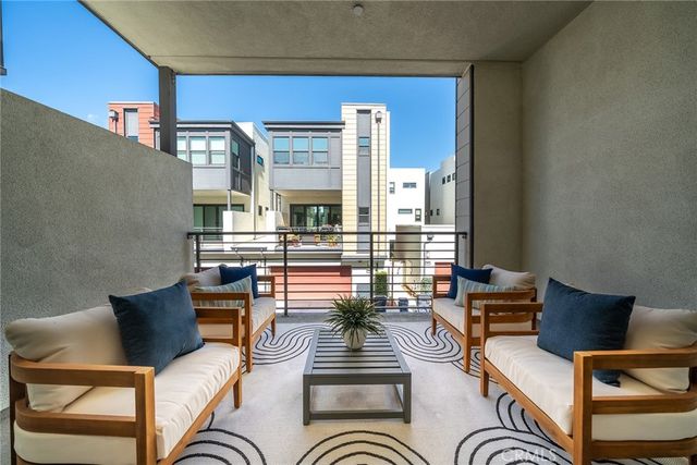 347 Novel, Irvine, CA 92618