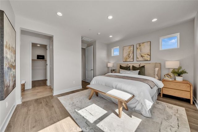 347 Novel, Irvine, CA 92618