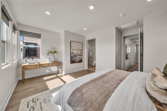 347 Novel, Irvine, CA 92618