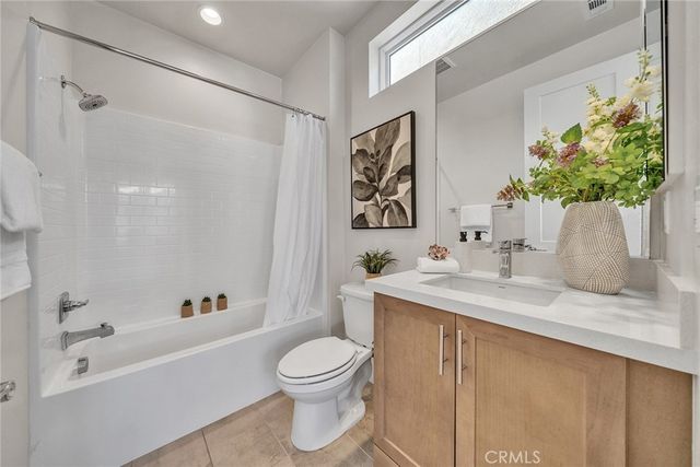 347 Novel, Irvine, CA 92618