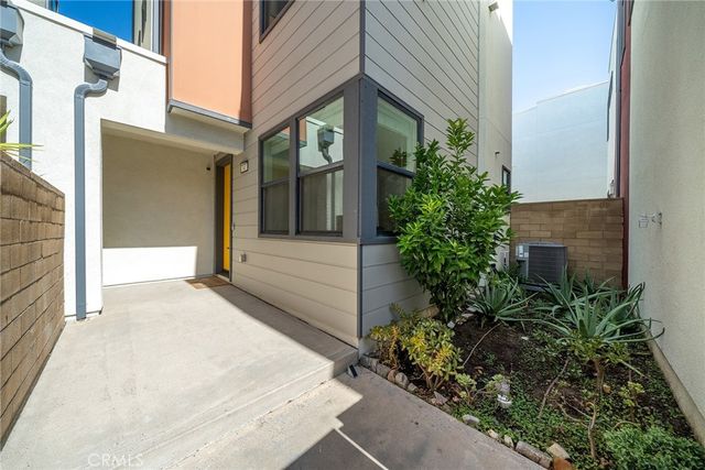 347 Novel, Irvine, CA 92618
