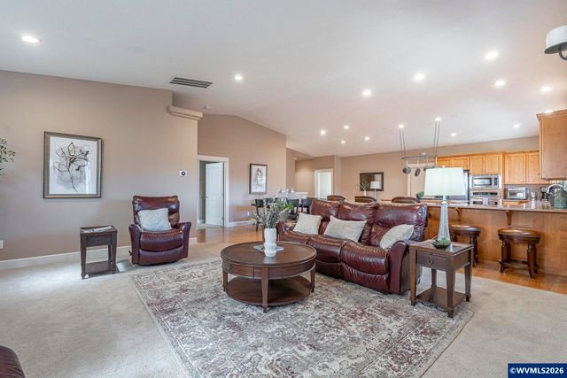 5960 Montevallo St SE, Salem, OR 97306