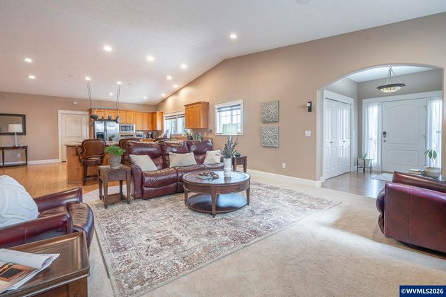 5960 Montevallo St SE, Salem, OR 97306