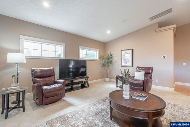 5960 Montevallo St SE, Salem, OR 97306