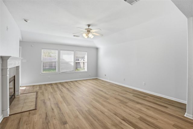 21126 Amber Crossing Drive, Richmond, TX 77406