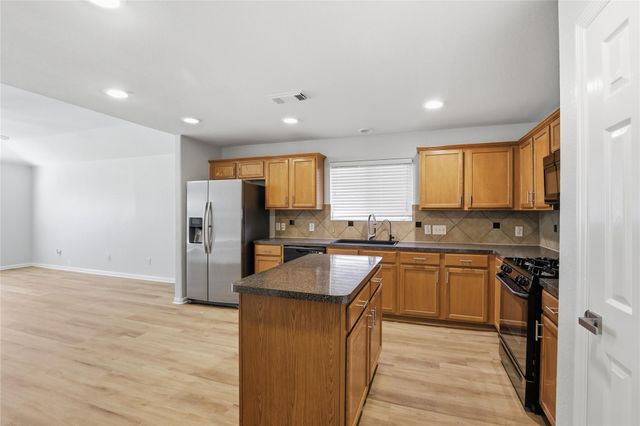 21126 Amber Crossing Drive, Richmond, TX 77406