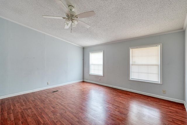 1061 Nazareth Road, Spartanburg, SC 29301