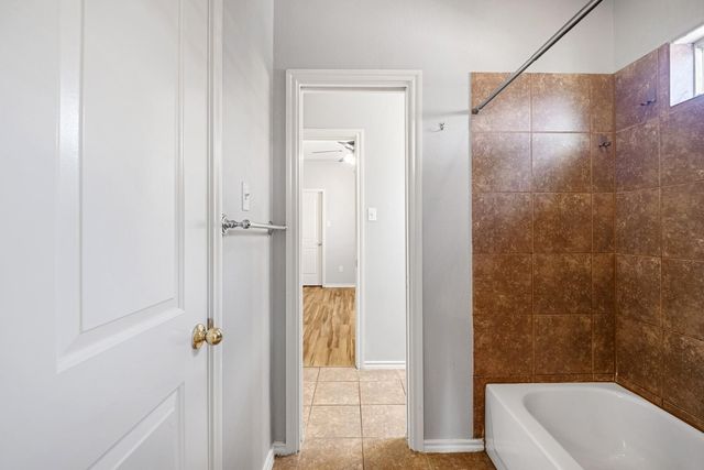 2906 Pearl ST C, Austin, TX 78705