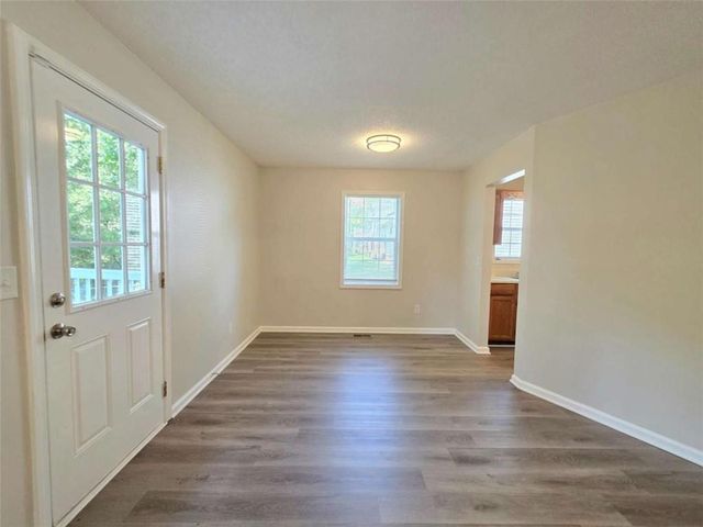 232 Hampton Drive, Dallas, GA 30132