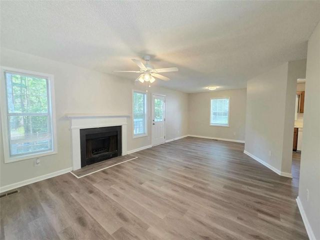 232 Hampton Drive, Dallas, GA 30132