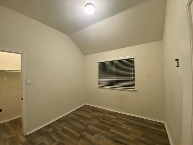 320 Springtree Street, Denton, TX 76209