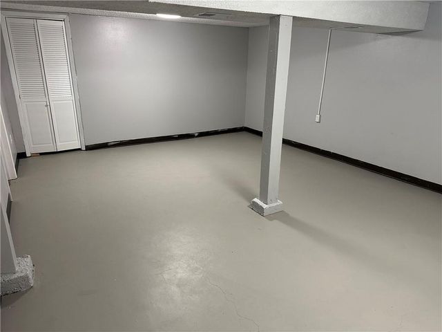 1319 S Crane Street, Independence, MO 64055