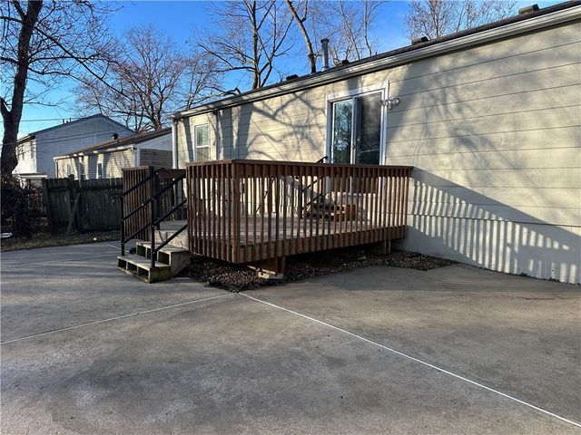 1319 S Crane Street, Independence, MO 64055