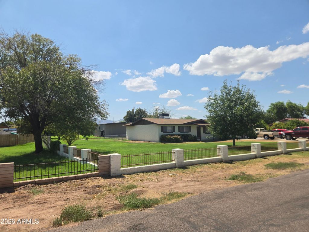 6633 W Ellis Drive, Laveen, AZ 85339 — exterior