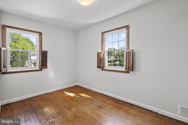 9807 MERWOOD LN, Silver Spring, MD 20901