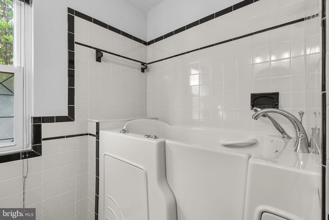 9807 MERWOOD LN, Silver Spring, MD 20901