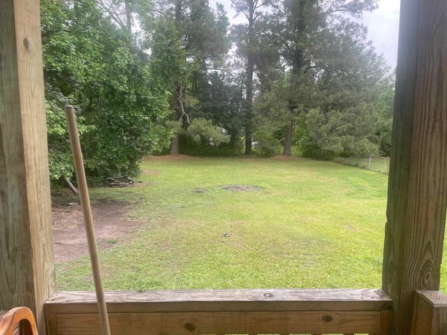 904 W Hemlock St., Andrews, SC 29510