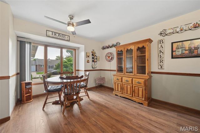 1621 Rosewall Drive F, St Charles, MO 63303